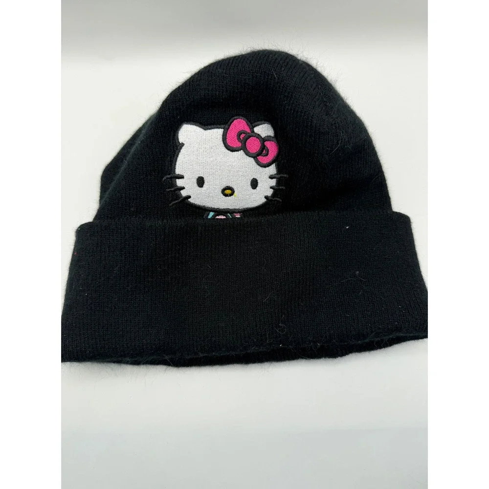 Sanrio Hello Kitty Black Cuffed Knit Beanie Hat Bioworld SIL-34706 OSFM